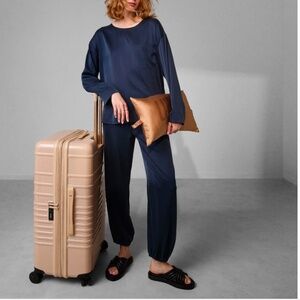 LUNYA BNWT Washable Silk Long Sleeve Jogger Pant Set in Deep Blue Sizes M, L